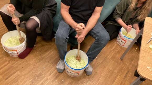 Sauerkraut-Aktion der Stadtdepots in Altona